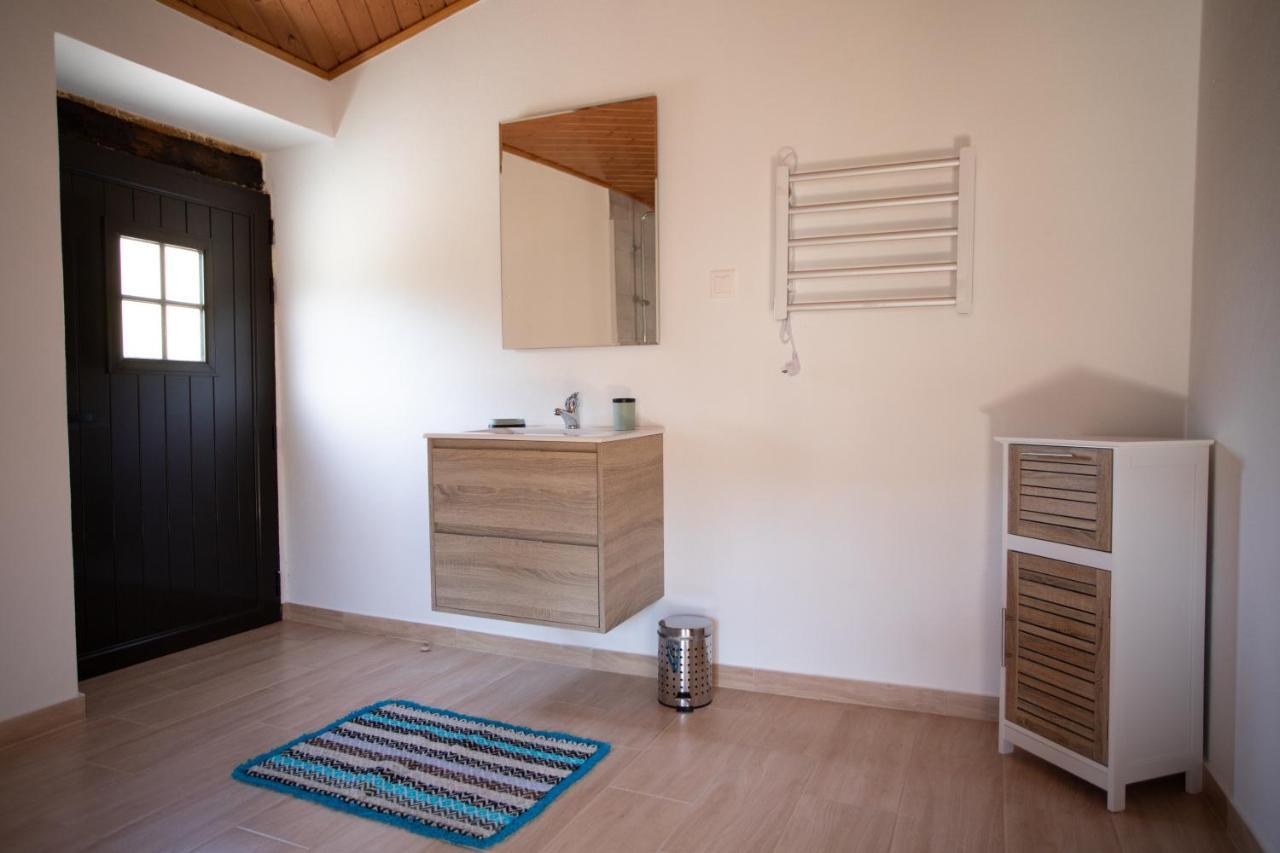 Cavalo De Xisto - Turismo Rural, Lda. Pensionat Almaceda Exteriör bild