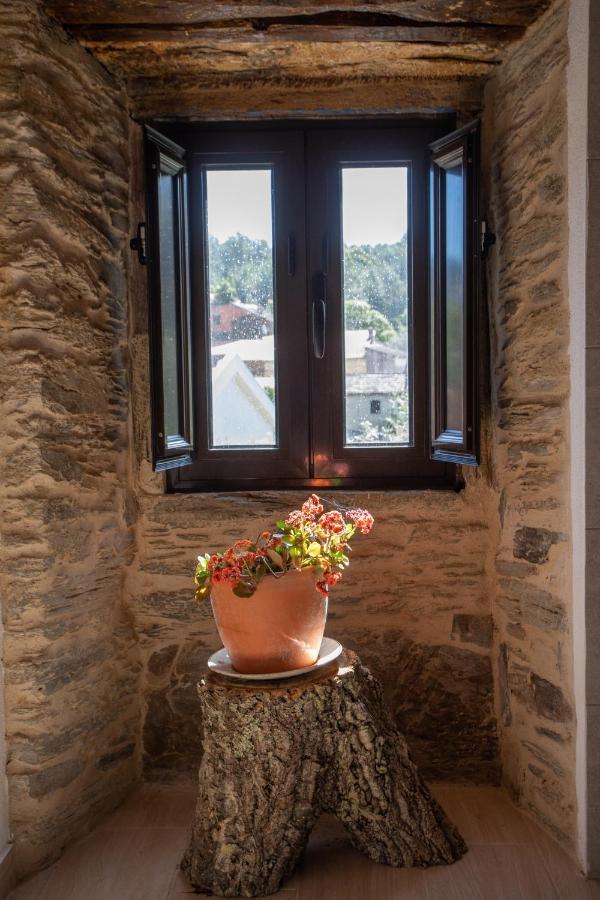 Cavalo De Xisto - Turismo Rural, Lda. Pensionat Almaceda Exteriör bild