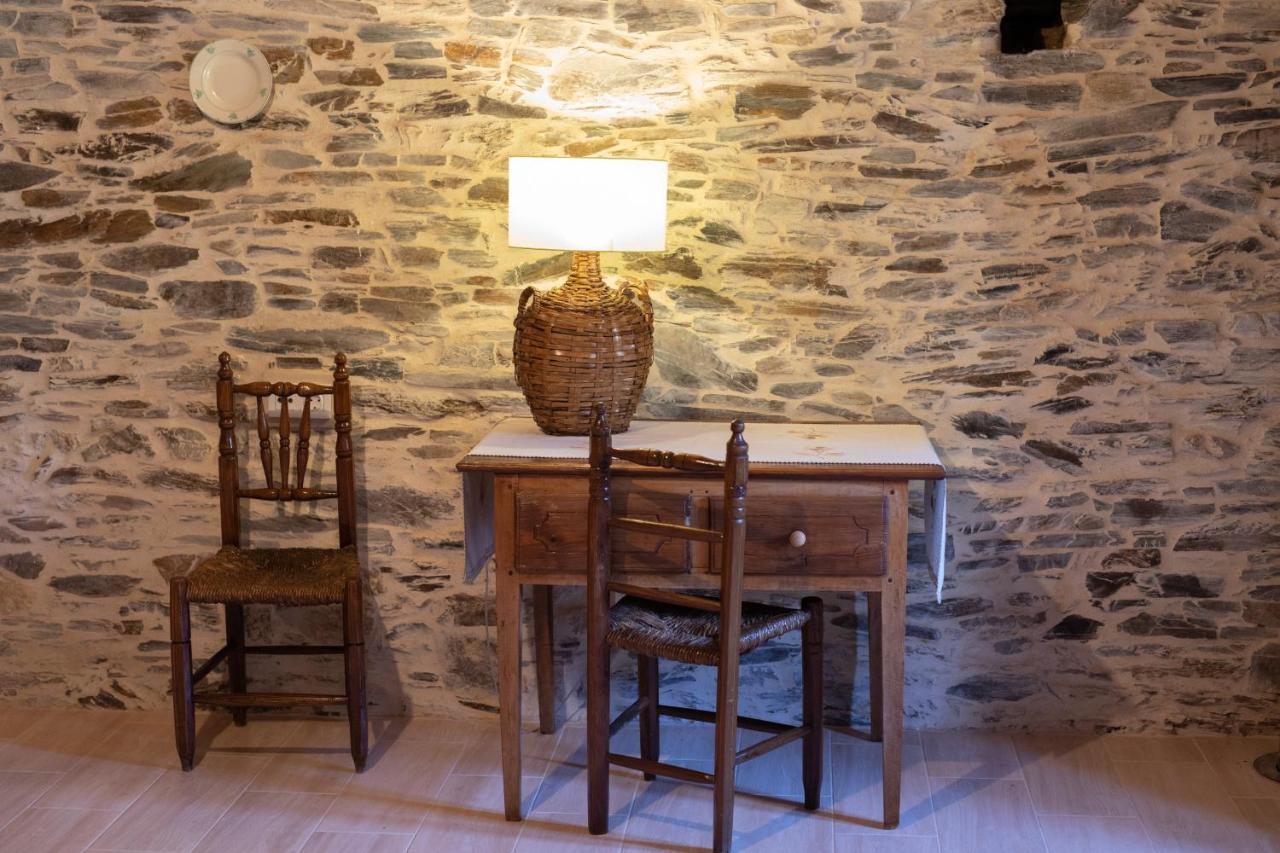 Cavalo De Xisto - Turismo Rural, Lda. Pensionat Almaceda Exteriör bild